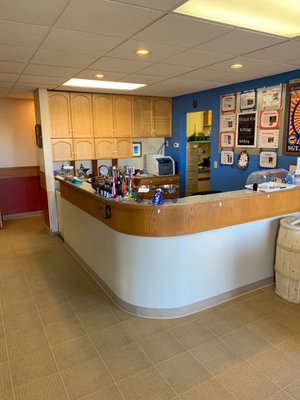 STUBBY’S DOG WASH & GROOMING SALON - 68 Photos & 79 Reviews - 1565 York Rd, Colorado Springs, CO STUBBY’S DOG WASH & GROOMING SALON - 68 Photos & 79 Reviews - 1565 York Rd, Colorado Springs, CO