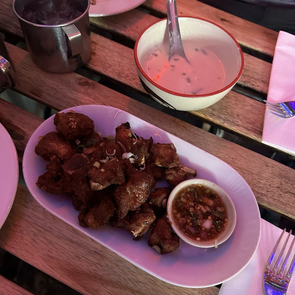 Lung Yai Thai Tapas - Crispy ribs - Tapas/Small Plates Near Me - Miami, Florida