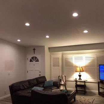 TME Construction - Living room six LED ceiling lights - General Contractors Near Me - Santa Clarita, California TME Construction - Living room six LED ceiling lights - General Contractors Near Me - Santa Clarita, California