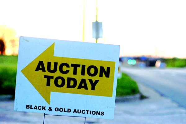 BLACK AND GOLD AUCTIONS - Updated July 2026 - 10 Reviews - 4801 I-70 Dr
