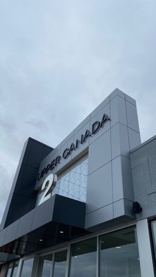 Upper Canada Mall by null