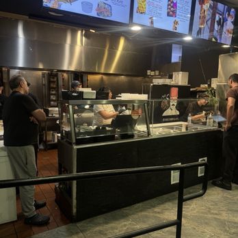 Dama Grill - Girls behind the counter are rude & unprofessional - Mediterranean Near Me - Los Angeles, California