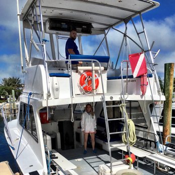 Capt. Hook's Dive Key West - Nice boat - Scuba Diving Near Me - Key West, Florida Capt. Hook's Dive Key West - Nice boat - Scuba Diving Near Me - Key West, Florida