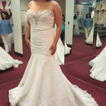 Bridal Showcase - Bridal Near Me - Vista, California