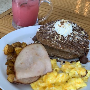 Sharana's Bistro - Breakfast & Brunch Near Me - Añasco, Puerto Rico