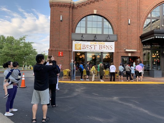 Best Buns Bakery & Burgers by null