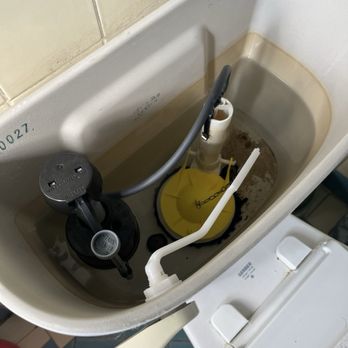 Kape Property Management - Everything broken, dirty, never fixed! - Property Management Near Me - Los Angeles, California
