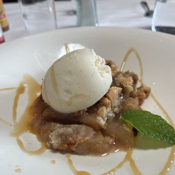 Paradiso Restaurant - Apple Crisp Pie A La Mode - Italian Near Me - San Leandro, California Paradiso Restaurant - Apple Crisp Pie A La Mode - Italian Near Me - San Leandro, California