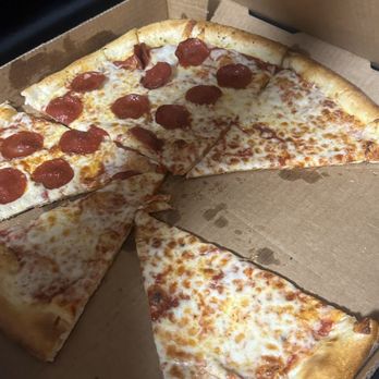 Friendly's Pizza - Pizza Near Me - Kissimmee, Florida Friendly's Pizza - Pizza Near Me - Kissimmee, Florida