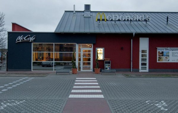 Mcdonald S Burgers Johannes Kopp Str 4 Landau In Der Pfalz Rheinland Pfalz Germany Restaurant Reviews Phone Number Yelp