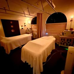 Naka Thai Massage & Spa