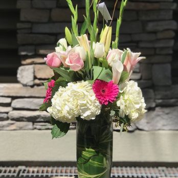 Daisy's Flowers - Florists Near Me - Long Beach, California