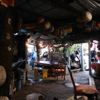 BO's Fish Wagon - Cool dive-y spot - Seafood Near Me - Key West, Florida