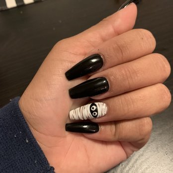 Tips & Toes - halloween nails - Nail Salons Near Me - Westminster, California