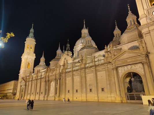 Cathedral-Basilica of Our Lady of the Pillar by null