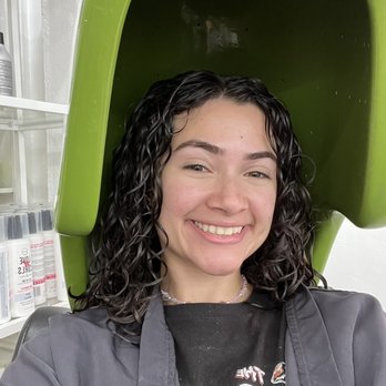 The Curl Whisperer - After washing & conditioning my hair and some time with the diffuser! - Hair Stylists Near Me - Miami, Florida