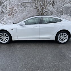 Curreri Collision Center - Car before being fixed