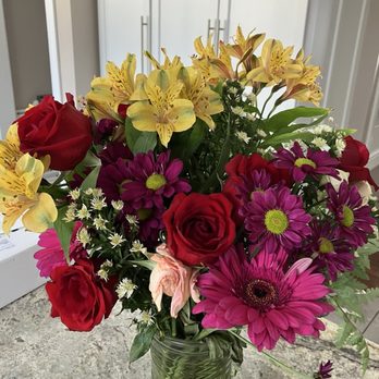 Caines Flowers - Valentine bouquet - Florists Near Me - Barberton, Ohio