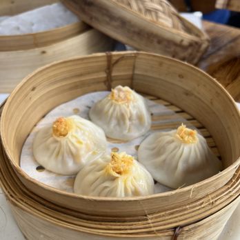 Dumpling Home - Crab & Pork Soup Dumpling - Dim Sum Near Me - San Francisco, California Dumpling Home - Crab & Pork Soup Dumpling - Dim Sum Near Me - San Francisco, California