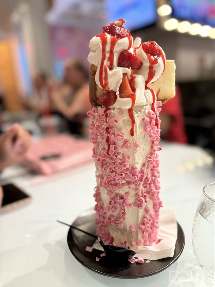 Sugar Factory Las Vegas – Harmon Corner