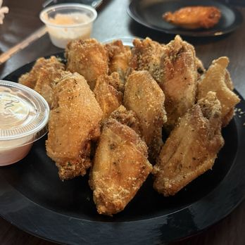 Duff's Famous Wings - Lemon Pepper Wings - Chicken Wings Near Me - Tampa, Florida Duff's Famous Wings - Lemon Pepper Wings - Chicken Wings Near Me - Tampa, Florida
