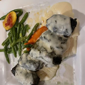Spiro's Restaurant - Lunchtime dolmades with lemon sauce and green beans. - Mediterranean Near Me - Chesterfield, Missouri Spiro's Restaurant - Lunchtime dolmades with lemon sauce and green beans. - Mediterranean Near Me - Chesterfield, Missouri