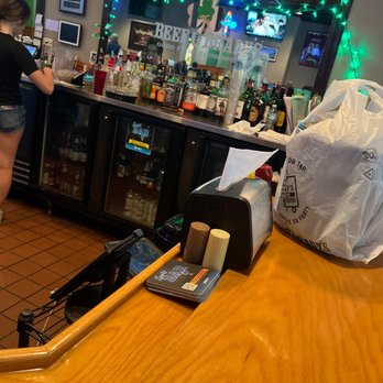 Beef 'O' Brady's - woman at the bar - Sports Bars Near Me - Dade City, Florida