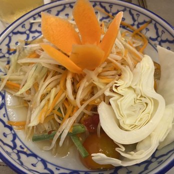 Kin Dee - Papaya Salad - Thai Near Me - Houston, Texas
