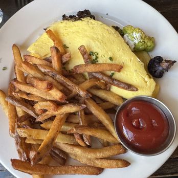 Café Paulette - Omelette Du Jour - French Near Me - Brooklyn, New York Café Paulette - Omelette Du Jour - French Near Me - Brooklyn, New York
