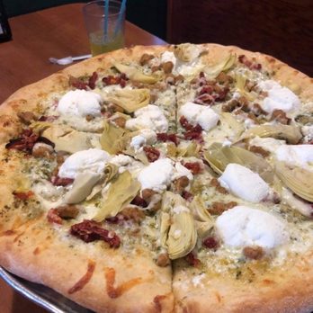 Fratelli Pizza - Pizza Near Me - Flagstaff, Arizona