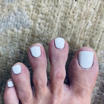 Pristine Nail & DaySpa - Could you have done a worse job and then to not fix them when I tell you I'm not happy - Nail Salons Near Me - Winter Park, Florida