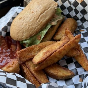 Bigfoot Bakery & Grill - Surf n turf, I already ate the other half and some wedges - Bakeries Near Me - Oakhurst, California
