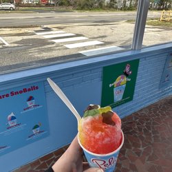 Pelican’s Snoballs - The Butterfly Kiss (Sugar-free except the gummies)