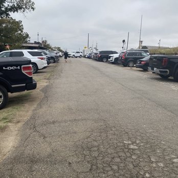 Dayne's Craft Barbecue - Parking - Barbeque Near Me - Aledo, Texas