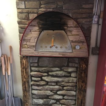 Vinnie's Drive-Thru - Wood Fired Pizza Oven at Vinnies Drive-Thru - Beer, Wine & Spirits Near Me - Lima, Ohio Vinnie's Drive-Thru - Wood Fired Pizza Oven at Vinnies Drive-Thru - Beer, Wine & Spirits Near Me - Lima, Ohio
