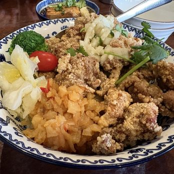 CHJ Bistro - Taiwanese Near Me - Richmond, British Columbia