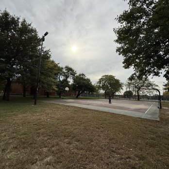 Harrison Park - Parks Near Me - Chicago, Illinois