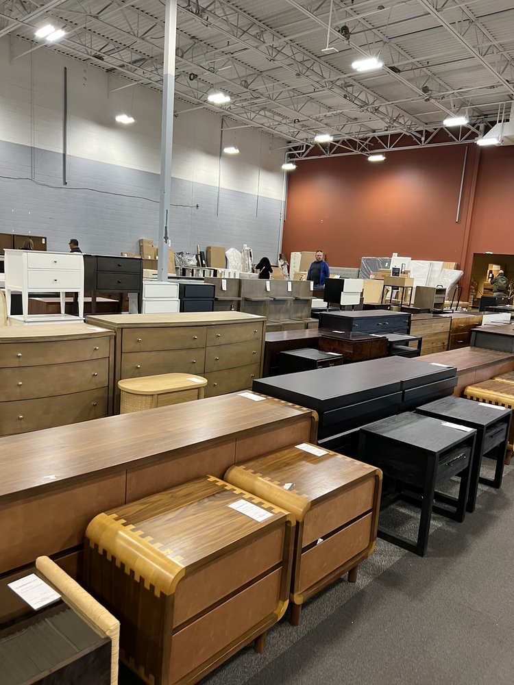 Crate And Barrel Outlet El Segundo