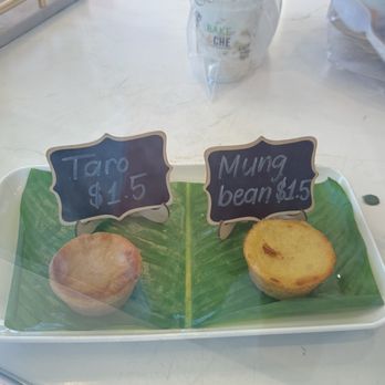 Bake & Che - B4 BKMo (Taro) and B5 BDX (Mung Bean) - Desserts Near Me - Westminster, California