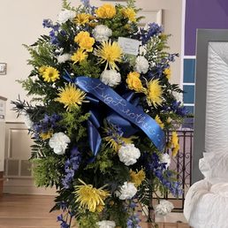 This is the piece she made for my friends services.  Just beautiful