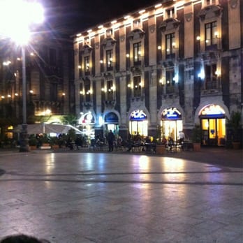 Piazza Duomo - Public Plazas Near Me - Catania, Connecticut