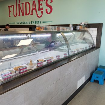 Fundae's Ice Cream & Sweets - lots of ice cream to choose from - Ice Cream & Frozen Yogurt Near Me - Whitestown, Indiana Fundae's Ice Cream & Sweets - lots of ice cream to choose from - Ice Cream & Frozen Yogurt Near Me - Whitestown, Indiana