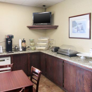 Econo Lodge - Hotels Near Me - Wisconsin Rapids, Wisconsin Econo Lodge - Hotels Near Me - Wisconsin Rapids, Wisconsin