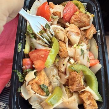 Thai Smile - Thai Near Me - Palm Desert, California Thai Smile - Thai Near Me - Palm Desert, California