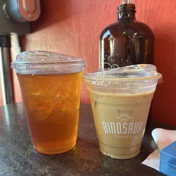 Woodcat Coffee - Black tea and lavender latte - Coffee & Tea Near Me - Los Angeles, California