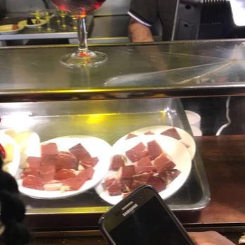 Can Paixano - Tapas/Small Plates Near Me - Barcelona, B