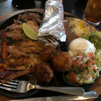 Macayo's Mexican Food - See I told you I had chicken fajitas - Mexican Near Me - Mesa, Arizona Macayo's Mexican Food - See I told you I had chicken fajitas - Mexican Near Me - Mesa, Arizona