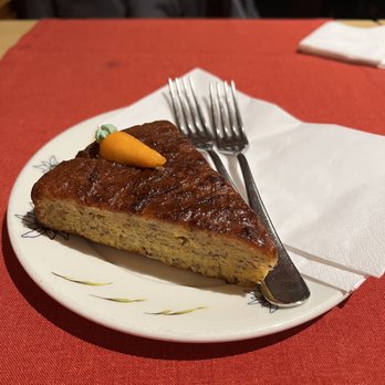 Restaurant Stäger-Stübli - Carrot cake - German Near Me - Mürren, BE