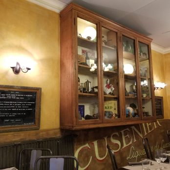 Le Casse Noix - Inside decor - French Near Me - Paris 15, 75