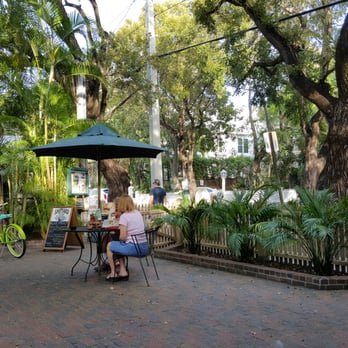 Garbo's Grill - Food Trucks Near Me - Key West, Florida